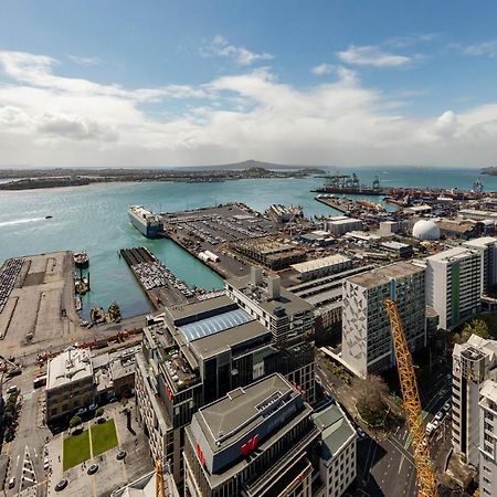 Auckland Harbour Suites Exterior photo