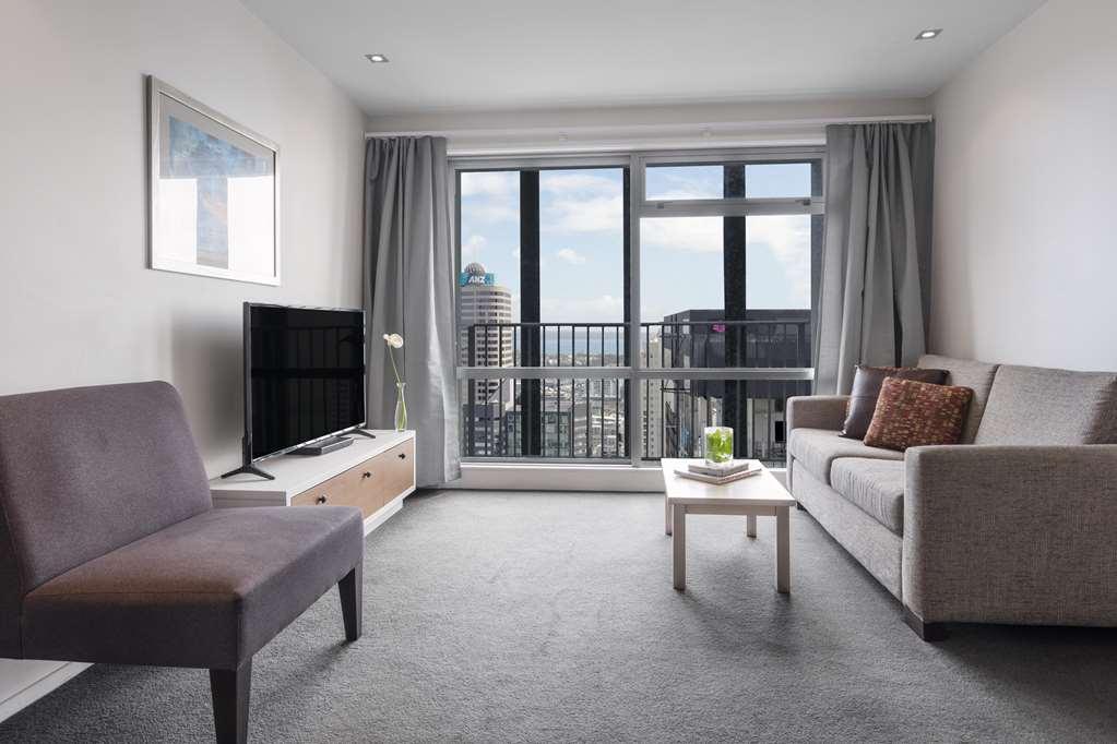 Auckland Harbour Suites Room photo