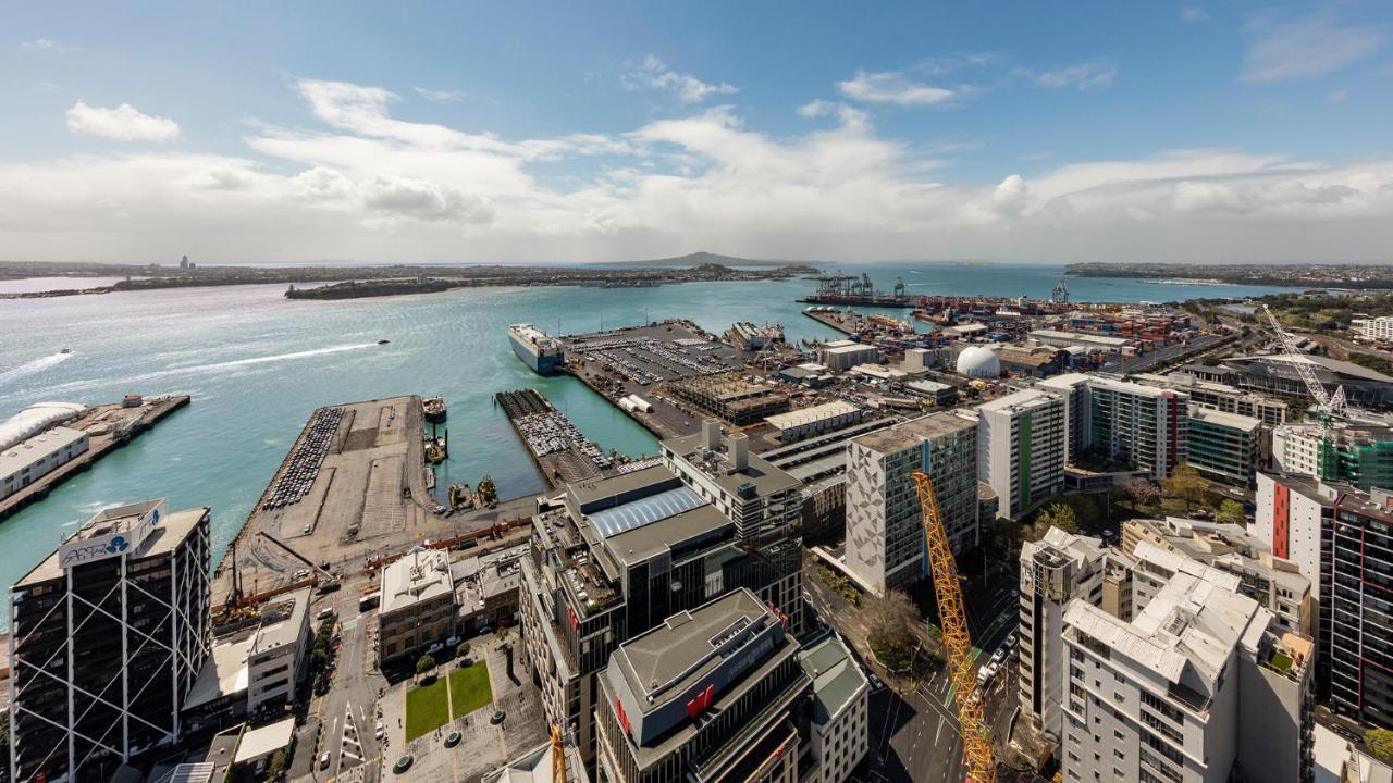 Auckland Harbour Suites Exterior photo