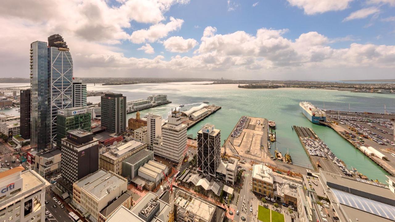 Auckland Harbour Suites Exterior photo