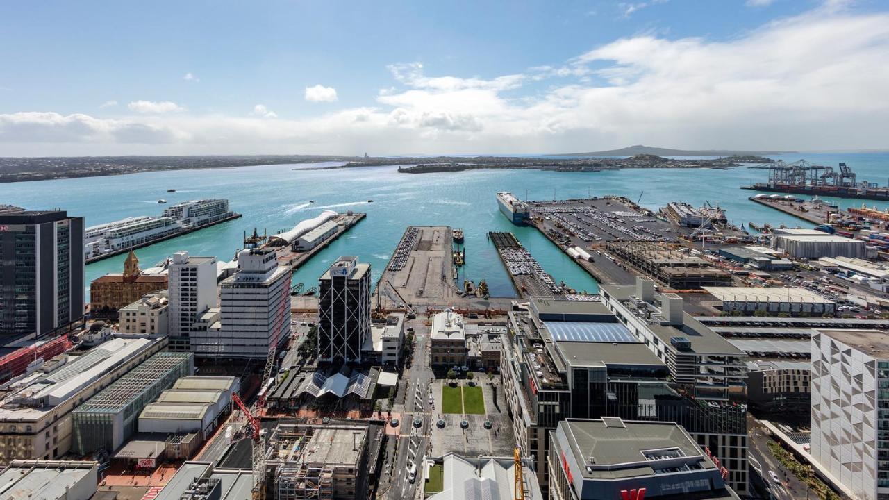 Auckland Harbour Suites Exterior photo